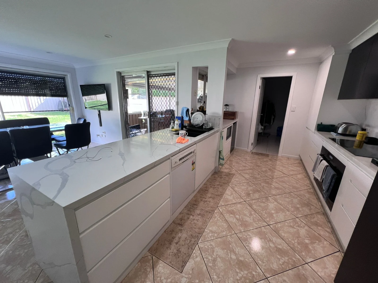 Clean, modern kitchen